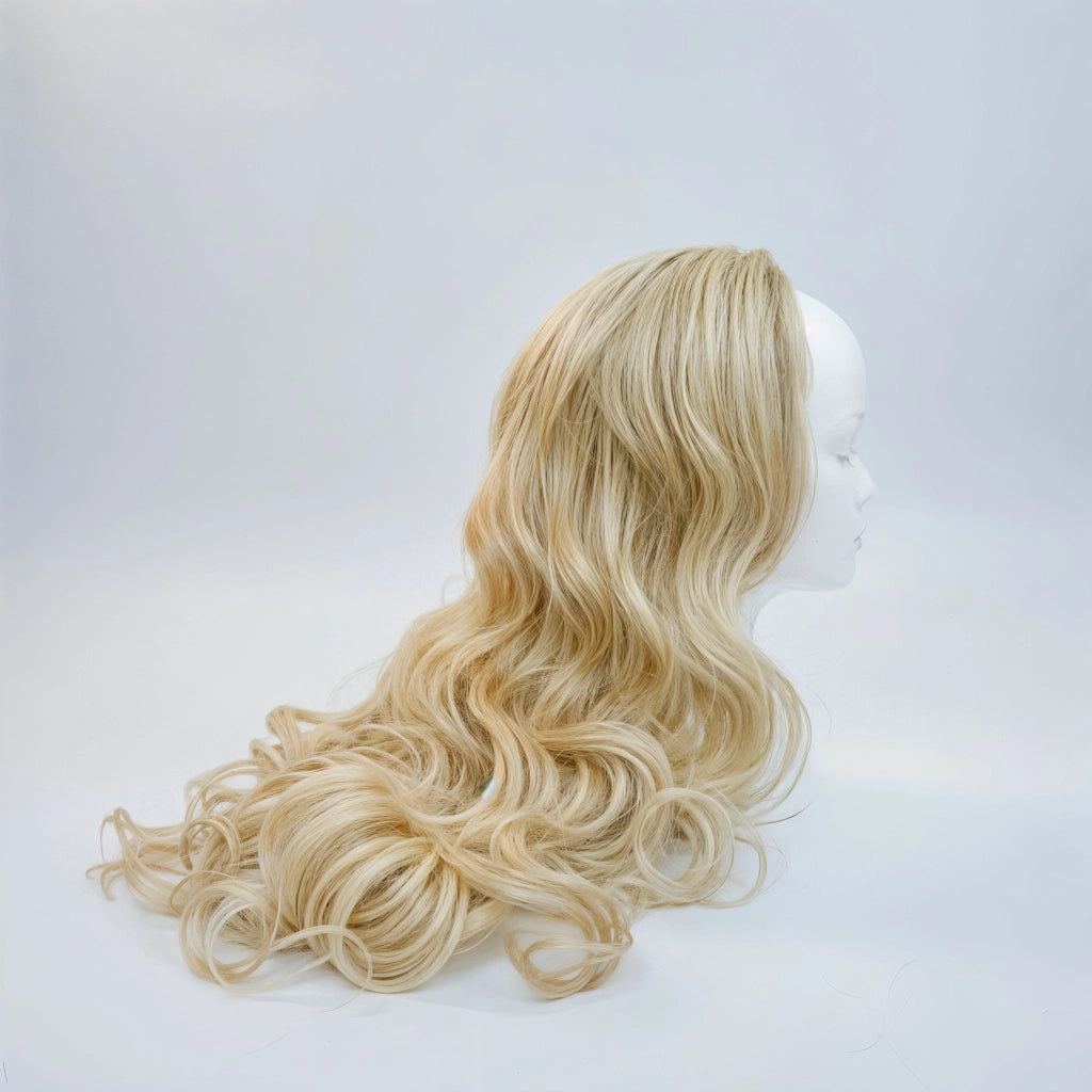 Angel (warmes Platin gesträhnt)